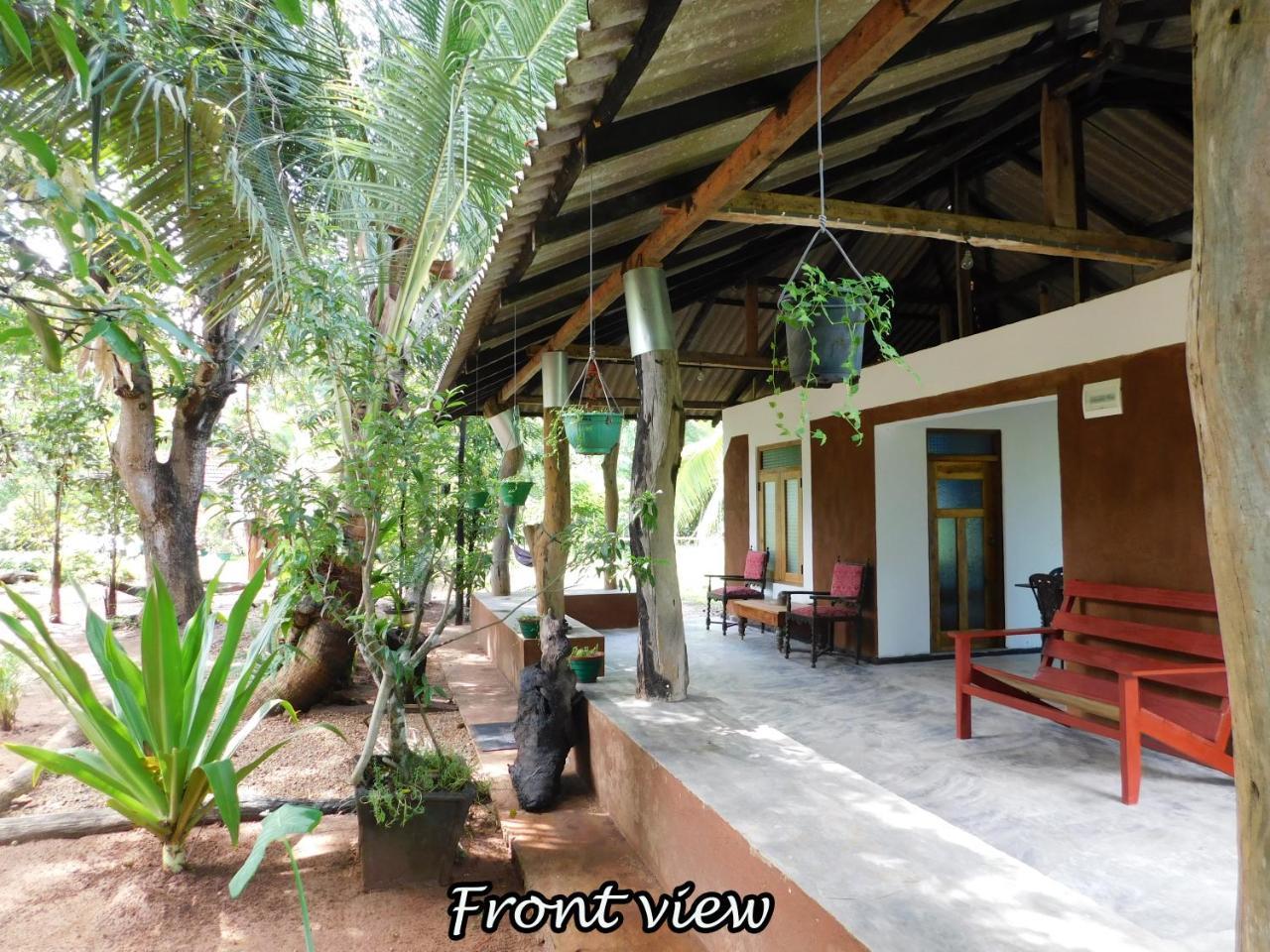Ferienwohnung Yala Avian Eye Safari Buttala Exterior foto